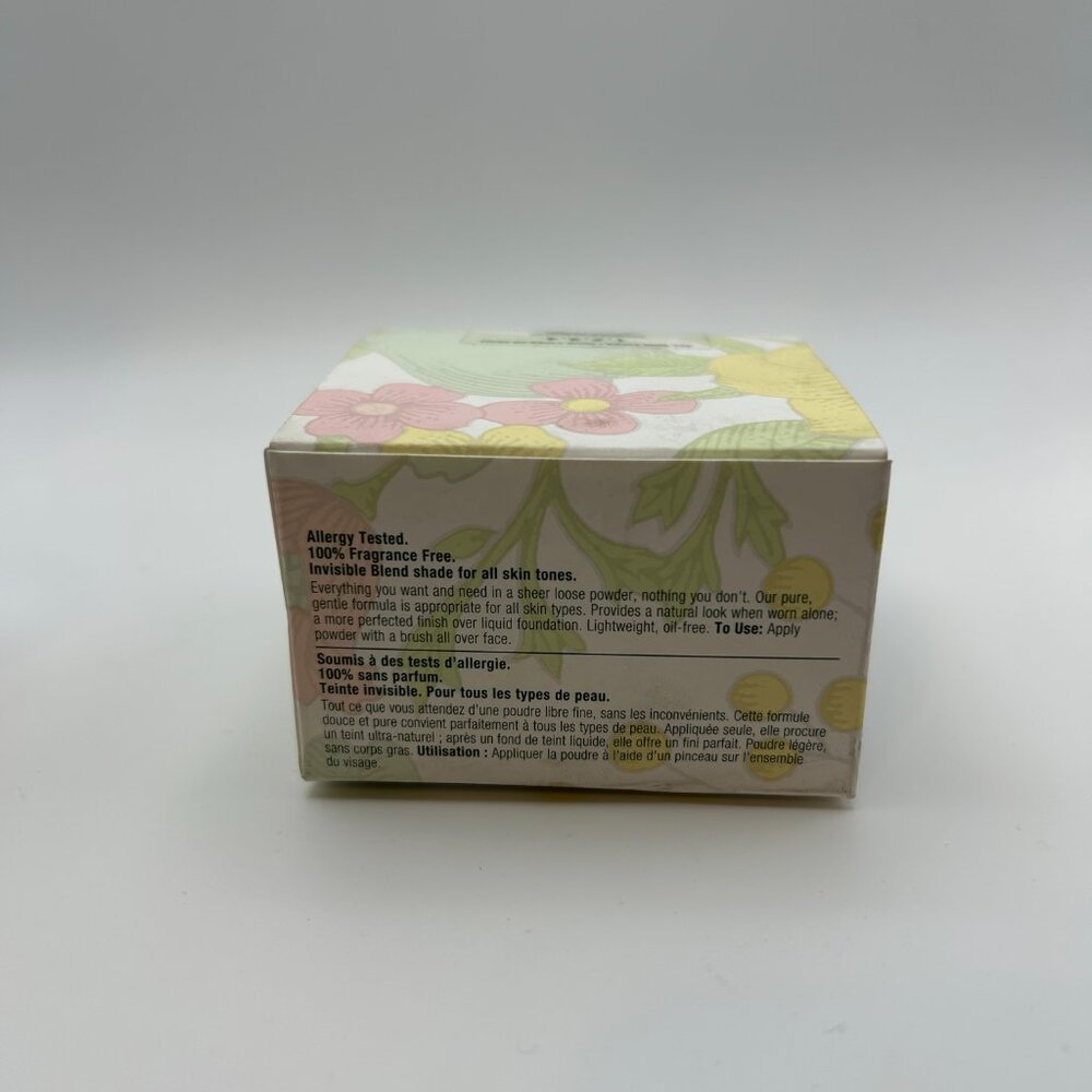 New in Box! Clinique Blended Face Powder ~20 Invisible Blend ~1.2 oz / 35g - Picture 4 of 6